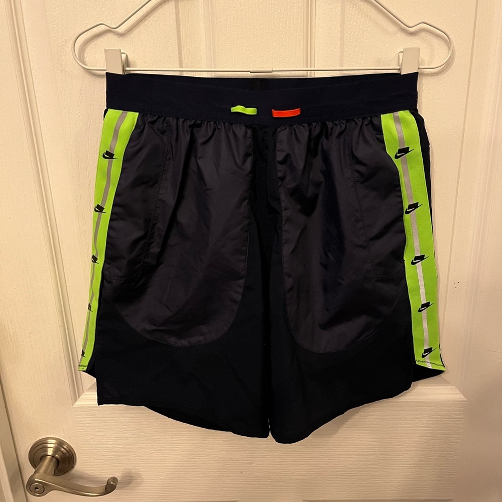 Nike Sport Clash Running Shorts